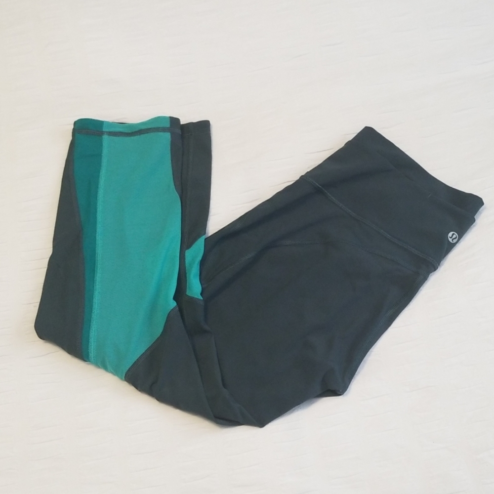 Lululemon crop leggings